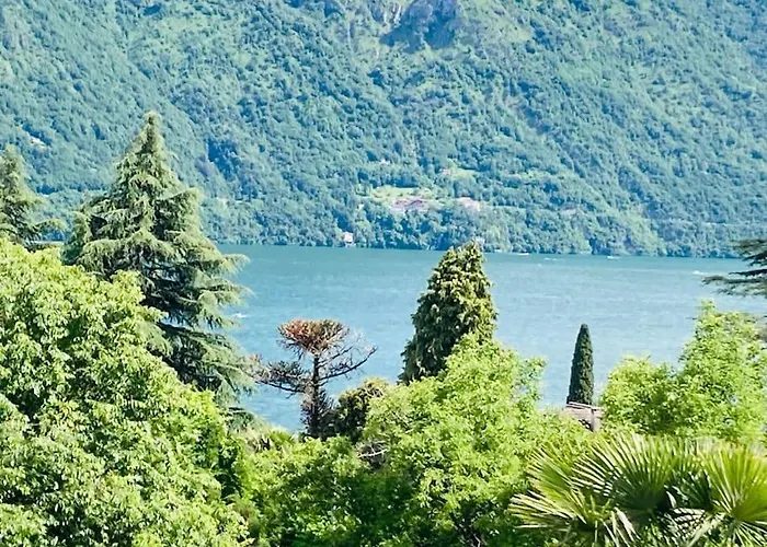 בית נופש Casa Del Pescatore E Mary! Mezzegra